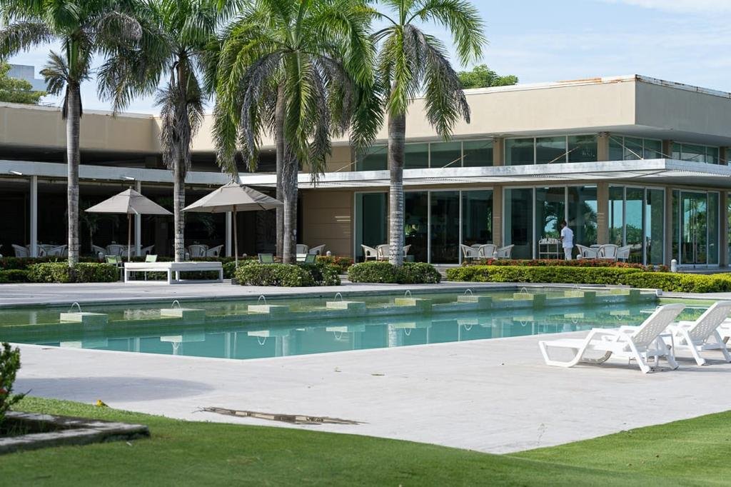 Piscina del Club House