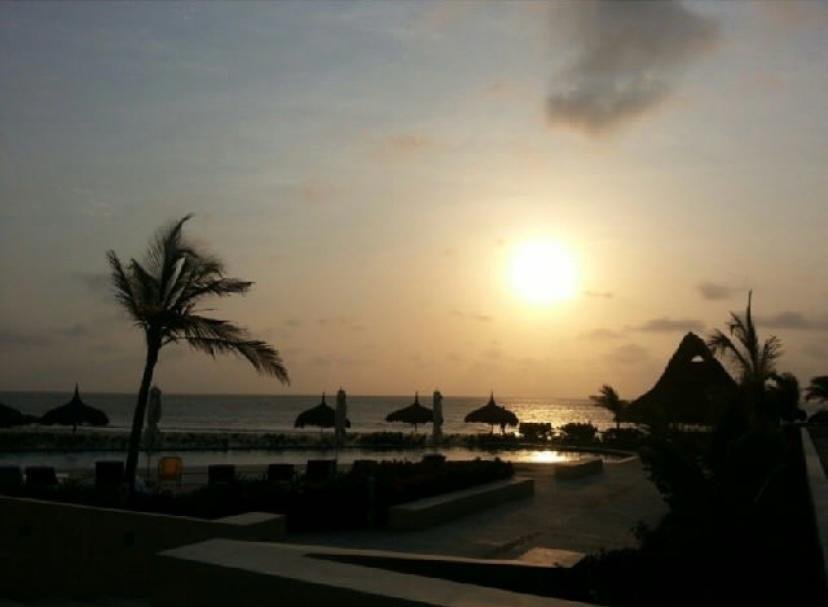 Atardecer en el club de playa